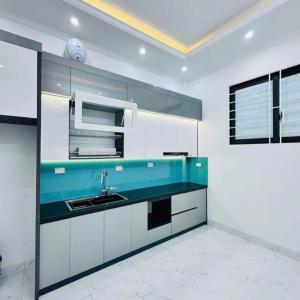 Bán Gấp Nhà mới Linh Đàm, đầy đủ tiện nghi, 30m2, hơn 6 tỷ